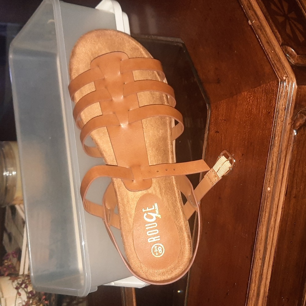 Sandals Size 8 1/2  Tan color